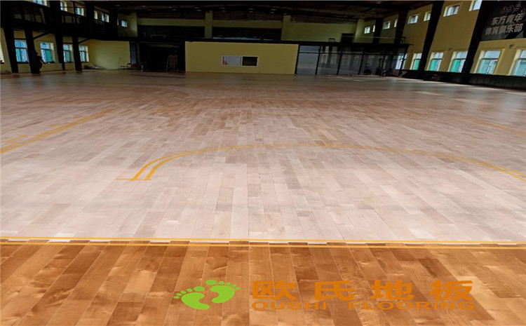 山西太原市小店區(qū)寇莊北街5-1號籃球館木地板案例—?dú)W氏運(yùn)動木地板廠家